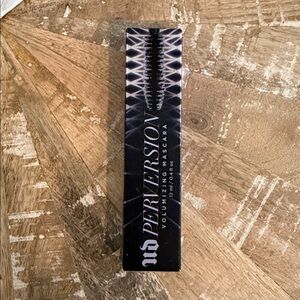 Urban decay perversion volumizing black mascara full size 💜 NEW
